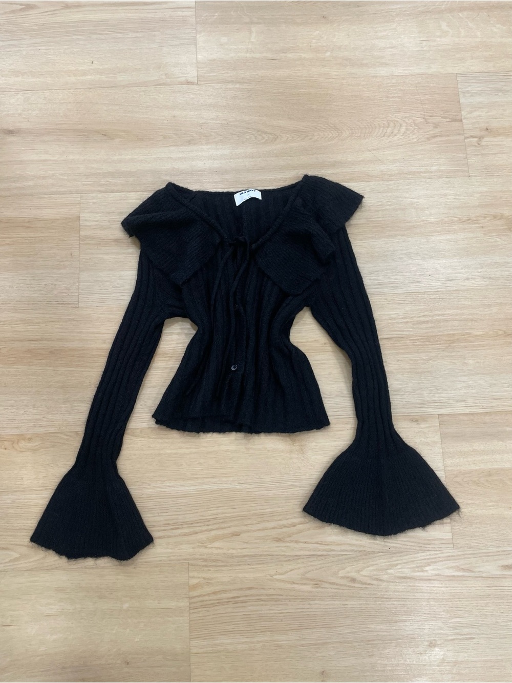 Old Navy black wool blend cardigan with cape collar and bell sleeves, size M
